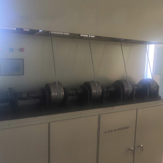 重砣寿命实验台